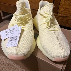 Yeezy 350 V2